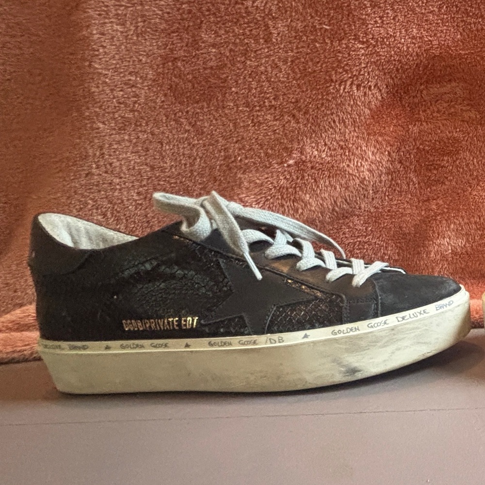 Golden Goose Black and White Sneakers - Picture 6 of 15